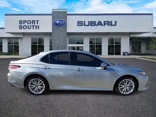 2018 Toyota Camry XLE