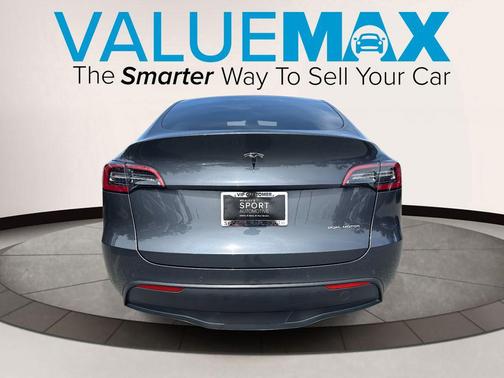 2022 Tesla Model Y Long Range Dual Motor All-Wheel Drive