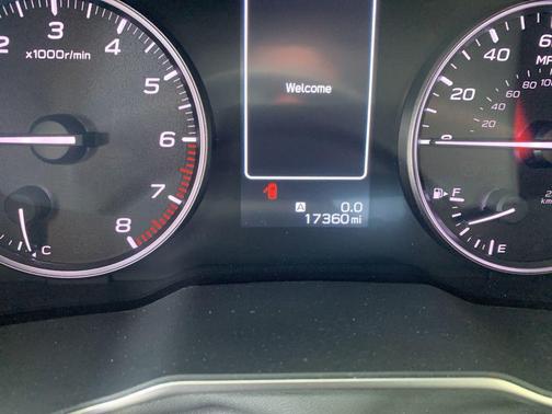 Crystal White Pearl 2024 Subaru Outback Limited