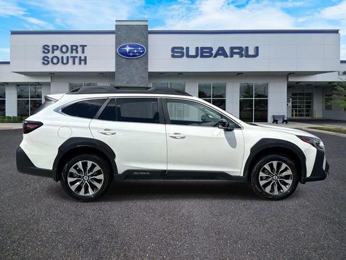 Crystal White Pearl 2024 Subaru Outback Limited