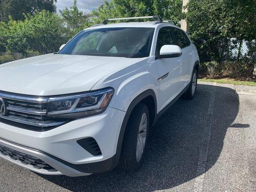 2022 Volkswagen Atlas Cross Sport 3.6L V6 SE w/Technology