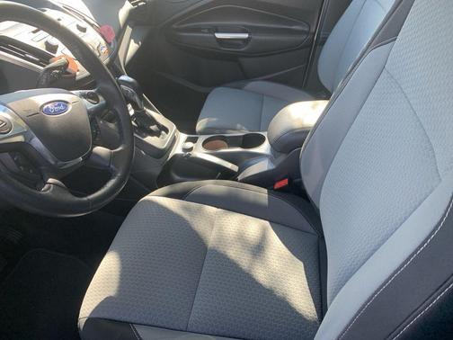 2017 Ford C-Max Hybrid SE