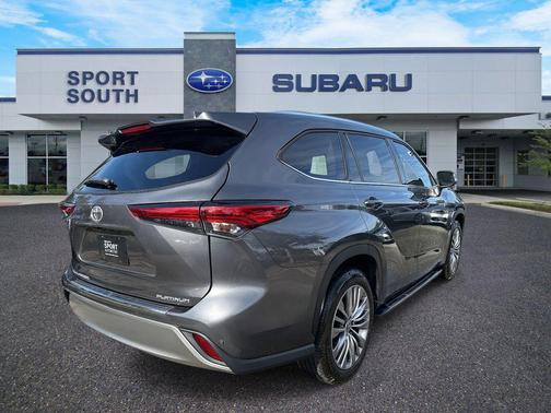 2021 Toyota Highlander Platinum