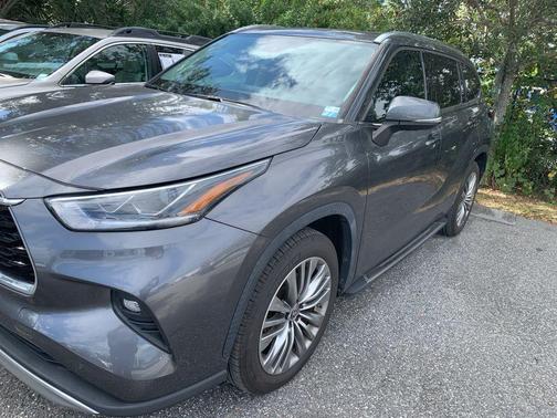 2021 Toyota Highlander Platinum