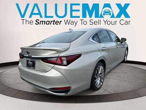2022 Lexus ES 300h Ultra Luxury