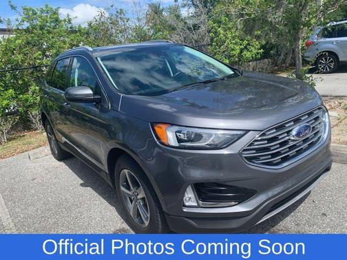 Gray Metallic 2021 Ford Edge SEL
