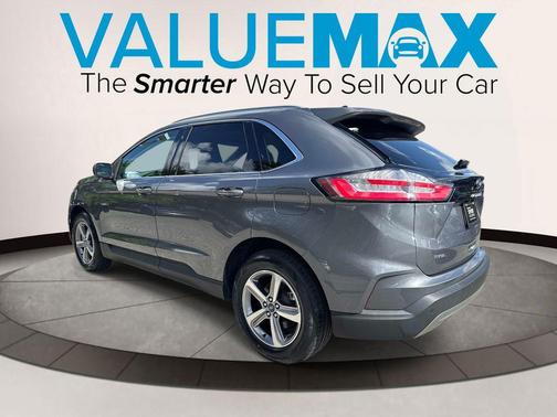 Carbonized Gray Metallic 2021 Ford Edge SEL