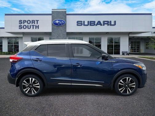 2019 Nissan Kicks SR