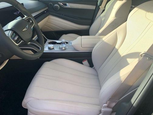 2025 Genesis GV80 2.5T Advanced
