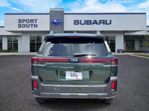 Deep Emerald Green 2026 Subaru Outback Limited XT