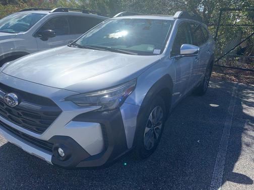 2025 Subaru Outback Touring XT