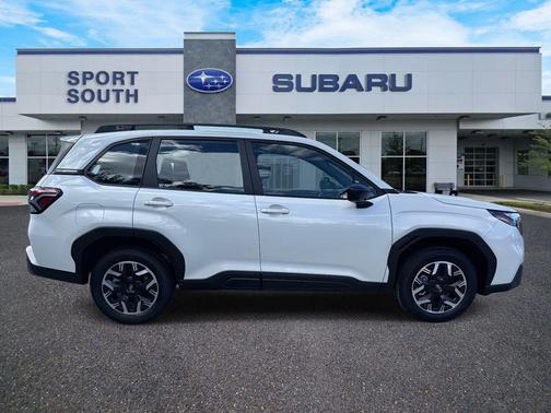2025 Subaru Forester Base