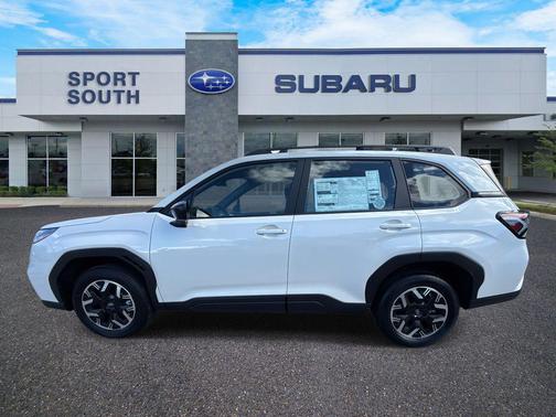 2025 Subaru Forester Base