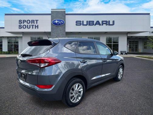 Coliseum Gray 2017 Hyundai TUCSON SE