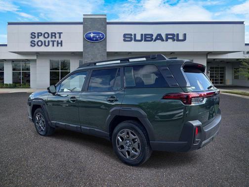Deep Emerald Green Pearl 2026 Subaru Outback Premium