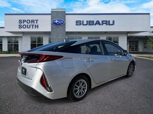 2022 Toyota Prius Prime LE