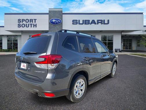 2023 Subaru Forester Base