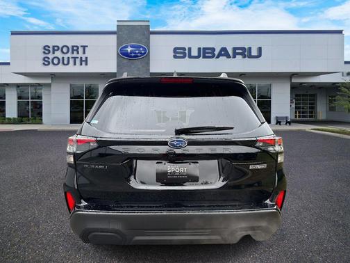 2025 Subaru Forester Hybrid Premium