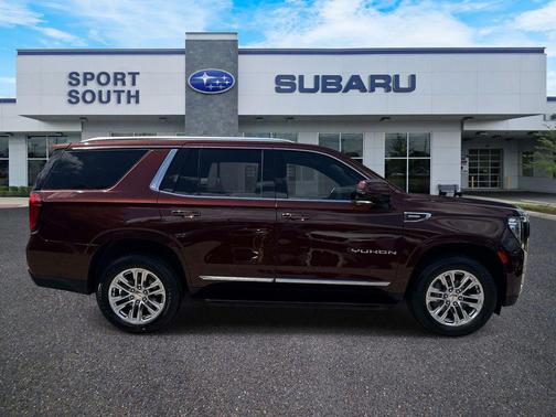 Redwood Metallic 2022 GMC Yukon SLT