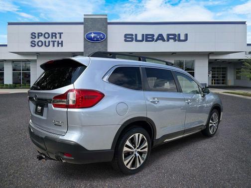 Ice Silver Metallic 2019 Subaru Ascent Limited 7-Passenger