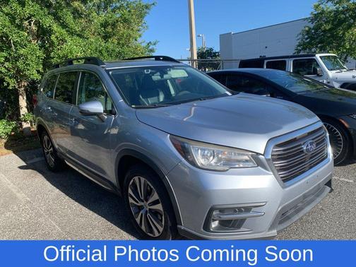 Ice Silver Metallic 2019 Subaru Ascent Limited 7-Passenger