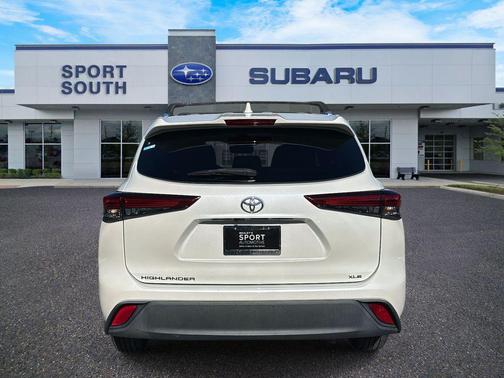 2020 Toyota Highlander XLE