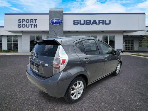 2014 Toyota Prius c Three