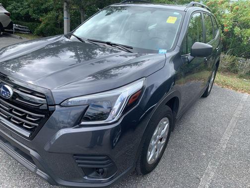 2023 Subaru Forester Base