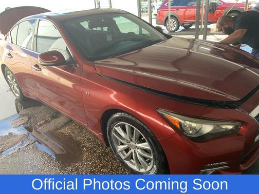 2015 INFINITI Q50 Premium