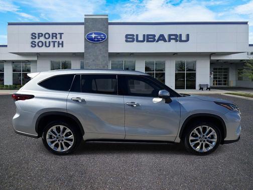 2022 Toyota Highlander Limited