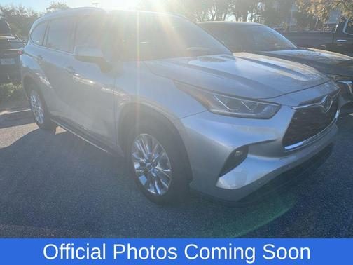 2022 Toyota Highlander Limited