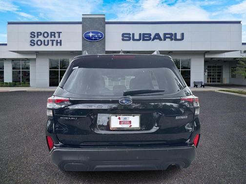 Crystal Black Silica 2025 Subaru Forester Hybrid Premium