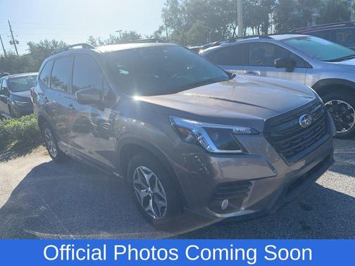 2023 Subaru Forester Premium