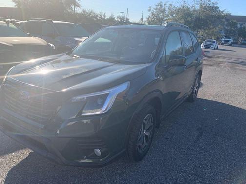 2023 Subaru Forester Premium