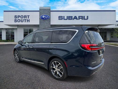 2022 Chrysler Pacifica Limited