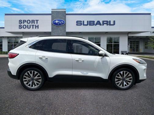 Star White Metallic Tri-Coat 2020 Ford Escape Titanium