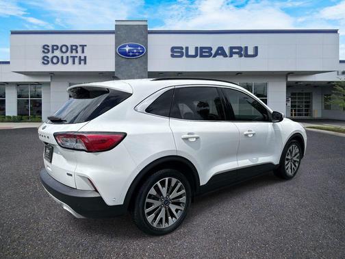 Star White Metallic Tri-Coat 2020 Ford Escape Titanium
