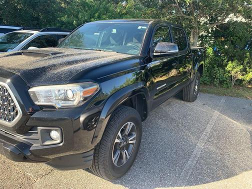 2018 Toyota Tacoma TRD Sport