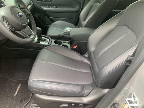 River Rock Pearl 2025 Subaru Forester Limited