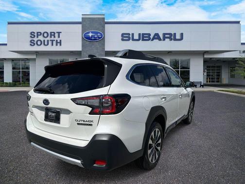 2025 Subaru Outback Touring XT
