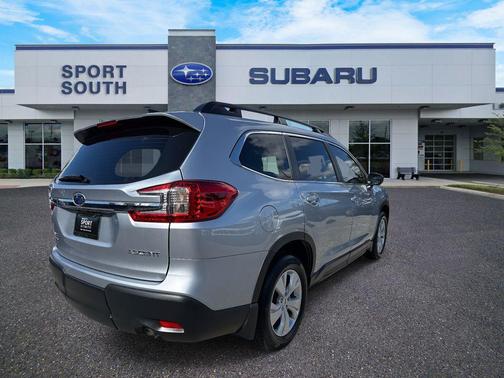 2023 Subaru Ascent Base 8-Passenger