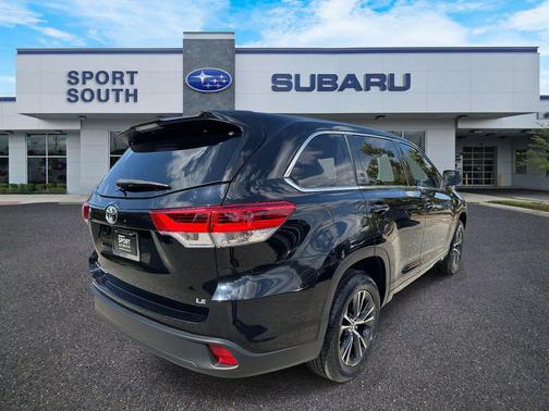 2017 Toyota Highlander LE Plus