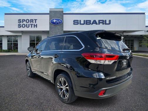 2017 Toyota Highlander LE Plus
