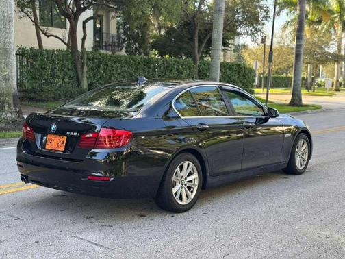 2014 BMW 528 528i Sedan 4D