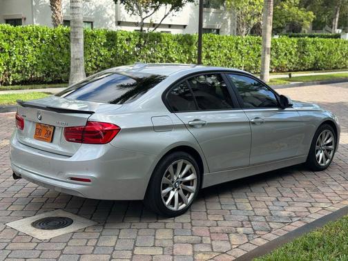 2018 BMW 320 i