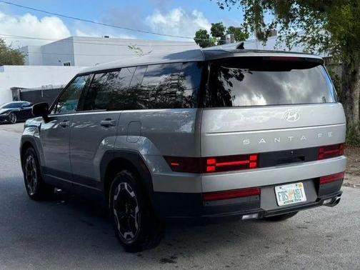 2025 Hyundai SANTA FE SE