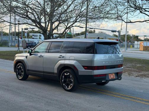 2025 Hyundai SANTA FE SE