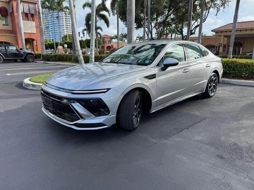 2025 Hyundai SONATA SEL