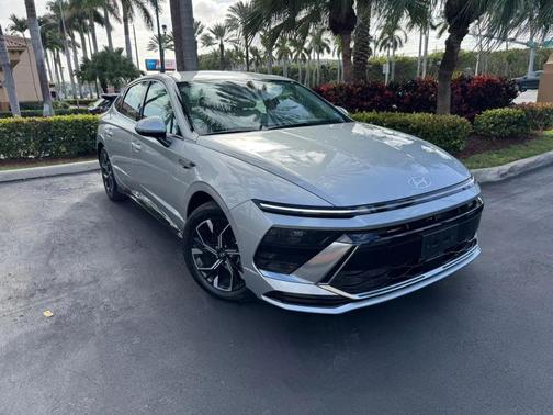 2025 Hyundai SONATA SEL