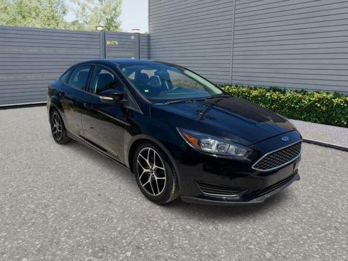 Black 2018 Ford Focus SEL